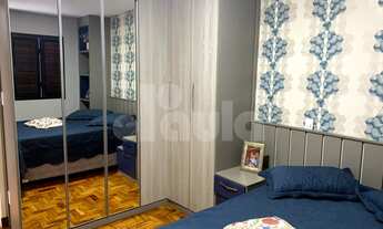 Imagem 5: Jardim Oriental. Sobrado com 238m2. Reformado, 3 banheiros, quintal e 4 vagas de garagem.d