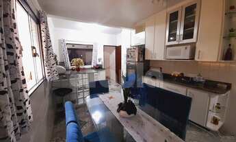 Imagem 2: Sobrado residencial, com 194,00 m² de área útil, Jardim Marek, Santo André