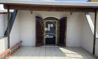 Imagem: Sobrado com 276 m² de área construída