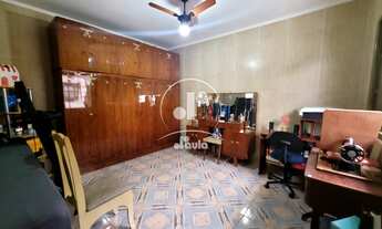 Imagem 2: Imperdível Casa à Venda em Santo André-SP, Vila Pinheirinho: 5 Quartos, 1 Suíte, 3 Salas