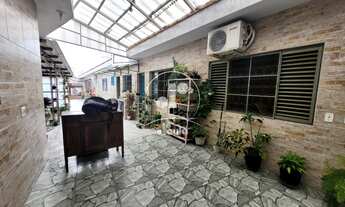 Imagem 4: Imperdível Casa à Venda em Santo André-SP, Vila Pinheirinho: 5 Quartos, 1 Suíte, 3 Salas