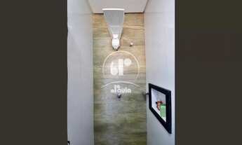 Imagem 6: Sobrado amplo e bem arejado à venda com duas suítes, e tres banheiros no total, sala e coz