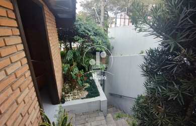 Imagem 3: Casa 203m², Comercial, 9 salas, 6 Banheiros, Acessibilidade, para Alugar, Centro, Santo An