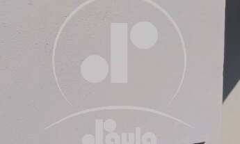 Imagem 5: Excelente apartamento com dois dormitórios, banheiro com box de vidro,garagem fixa, varan