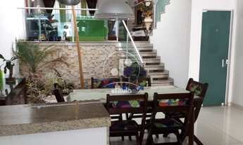 Imagem: Sobrado com 175 m² de área construída