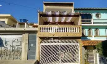 Imagem: Sobrado com 253 m² de área construí da