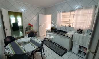 Imagem 6: Sobrado grande, com 04 quartos, sendo 01 suíte, 02 banheiros, Comodos amplos, entrada de l