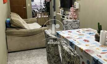 Imagem 6: Casa à venda com quatro dormitórios, dois banheiros, cozinha planejada, duas vagas de gar