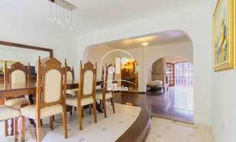 Imagem: Casa de Alto Padrão no Bairro Jardim Santo