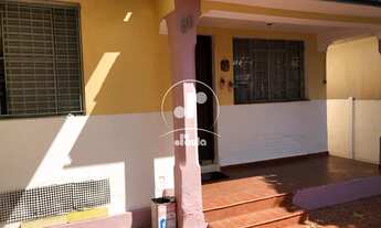 Imagem: Terreno com 3 casas no local no Bairro Paraíso