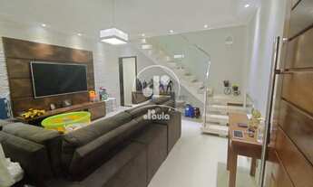 Imagem: Sobrado moderno, com acabamento de excelente