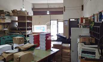 Imagem 2: Salão Comercial Impecável área privativa de 38,97 m² área comum de 1,5325 m² e área total