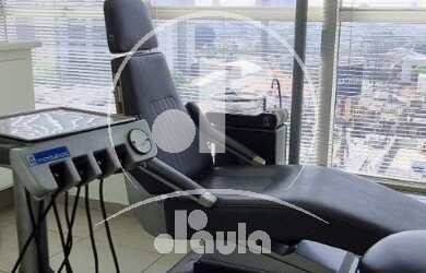 Imagem 5: Oportunidade Única: Sala Comercial de 67m² com 2 Salas, 2 Banheiros e Vaga de Garagem no C