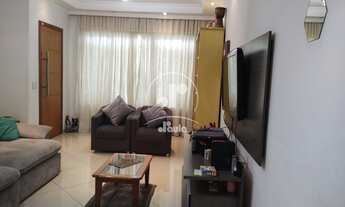 Imagem 7: Vila Floresta sobrado com 3 dormitórios suíte 2 vagas, corredor lateral e espaçoso quintal