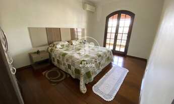 Imagem 4: Sobrado a venda com 156 m², 3 dormitórios sendo 1 suíte, 3 vagas de garagem no bairro Baet