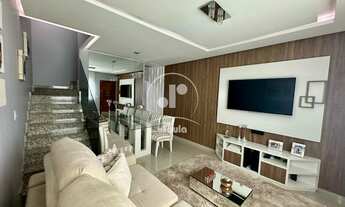 Imagem: Sobrado de alto padrão em condomínio na