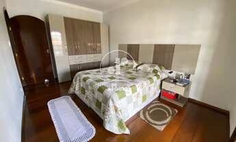 Imagem 5: Sobrado a venda com 156 m², 3 dormitórios sendo 1 suíte, 3 vagas de garagem no bairro Baet