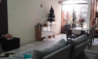 Imagem: Sobrado com 395 m² de área construída