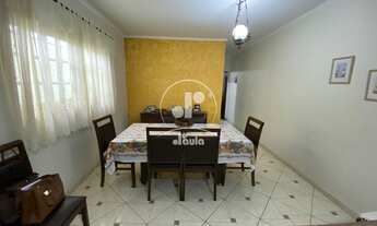 Imagem 5: Vila Humaita. Sobrado com 199m2, 3 dormitórios, 2 vagas, quintal lateral e ampla dependên