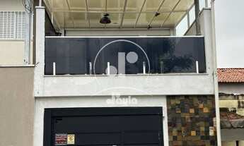 Imagem: Sobrado à venda em Santo André-SP, na