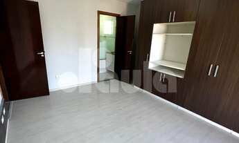 Imagem 7: Sobrado de 108m² à Venda em Santo André-SP, no Bairro Jardim - 4 Quartos, 1 Suíte, 1 Sala