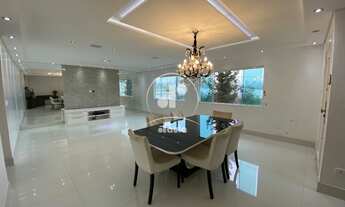 Imagem: Vila Scarpelli.Sobrado com 423m2, 3 dormitórios