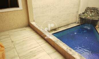 Imagem 4: Sobrado à venda com 247 m², sendo 3 suítes e 3 vagas em Utinga