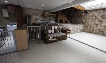 Imagem 3: Sobrado Vila Pinheirinho! Impecável com 3 dormitórios, suíte, 4 vagas. Espaço gourmet com