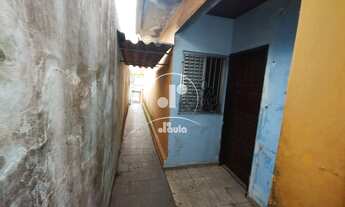 Imagem 2: Imóvel com 2 moradias na frente casa térrea e atrás sobrado os dois com 2 dormitórios Duas