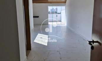 Imagem: Moderna cobertura sem condomínio com elevador