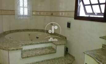 Imagem 3: Casa à venda com 191m², com 3 dormitórios sendo 1 suíte e 3 vagas cobertas na Vila Valpara