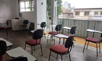 Imagem 5: Casa assobradada no Jardim Bela Vista com 3 dormitórios suíte 6 vagas cobertas, salão de f