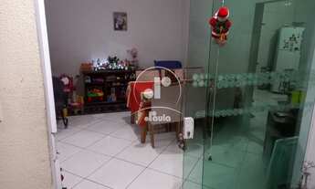 Imagem 3: Sobrado à venda em Santo André-SP: 3 quartos, 2 suítes, 2 salas, 4 vagas de garagem, 204m²