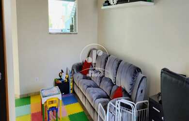 Imagem 6: Sobrado, com 220mts na Vila Alzira, com três quartos, sendo um suíte com closet e varanda