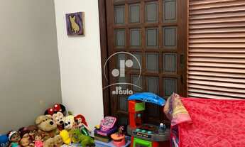 Imagem 4: Nova Petropolis SBC, Sobrado Grande, Arejado, com ambientes amplos, com 03 dorms suite c