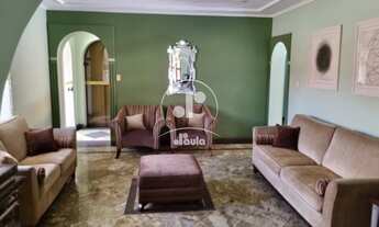 Imagem: Apartamento com 162 m² de área, 3 dormitórios