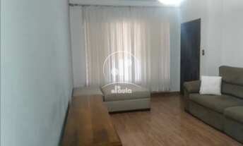 Imagem: Espaçoso sobrado à venda na Vila Scarpelli