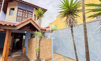 Imagem 3: Sobrado a venda com 338m², com 3 suítes, 4 salas, 4 banheiros, 5 vagas, no Bairro Campestr