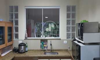 Imagem 3: Sobrado de Luxo à Venda na Vila Scarpelli, Santo André-SP! 3 Quartos, 2 Suítes, 1 Sala, 4