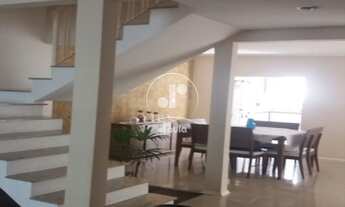 Imagem: Casa Assobradada com 260m² 3 dormitórios