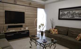 Imagem: Sobrado 235m², 3 Dormitórios, 4 Vagas