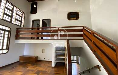 Imagem 4: Sobrado de 382m² na Vila Eldízia, Santo André-SP! 4 quartos, 3 suítes, 3 salas, 5 banheiro