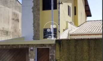 Imagem: Sobrado com 202 m² de área construída