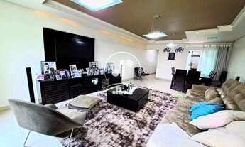 Imagem: Sobrado com 320 m² de área construída