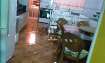 Imagem 2: Sobrado com 204 m² de área construída e 150 m² de terreno com dimensão de 5x30