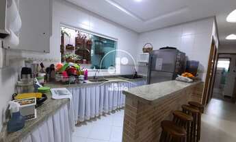 Imagem 2: Sobrado com 213 m²de área construída no parque gerassi Santo André