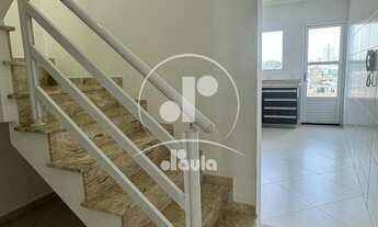 Imagem 5: Sobrado a venda com 181m², 3 dormitórios, 1 suíte, 3 banheiros, 5 vagas, na Vila Camilópol