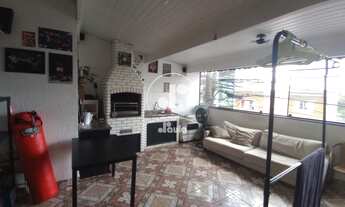 Imagem 2: Imperdível oportunidade! Sobrado à venda em Mauá-SP, Jardim Mauá, 3 quartos, 1 suíte, 2 sa