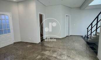 Imagem 2: Sobrado de Luxo na Vila Scarpelli: 3 Quartos, 2 Suítes, 2 Salas, 5 Vagas - Santo André-SP!