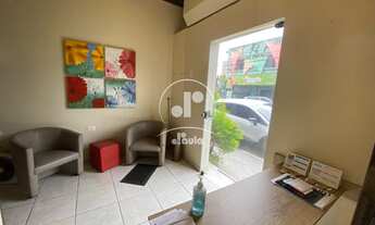 Imagem: Centro. Imóvel em Zona Comercial com 156m2